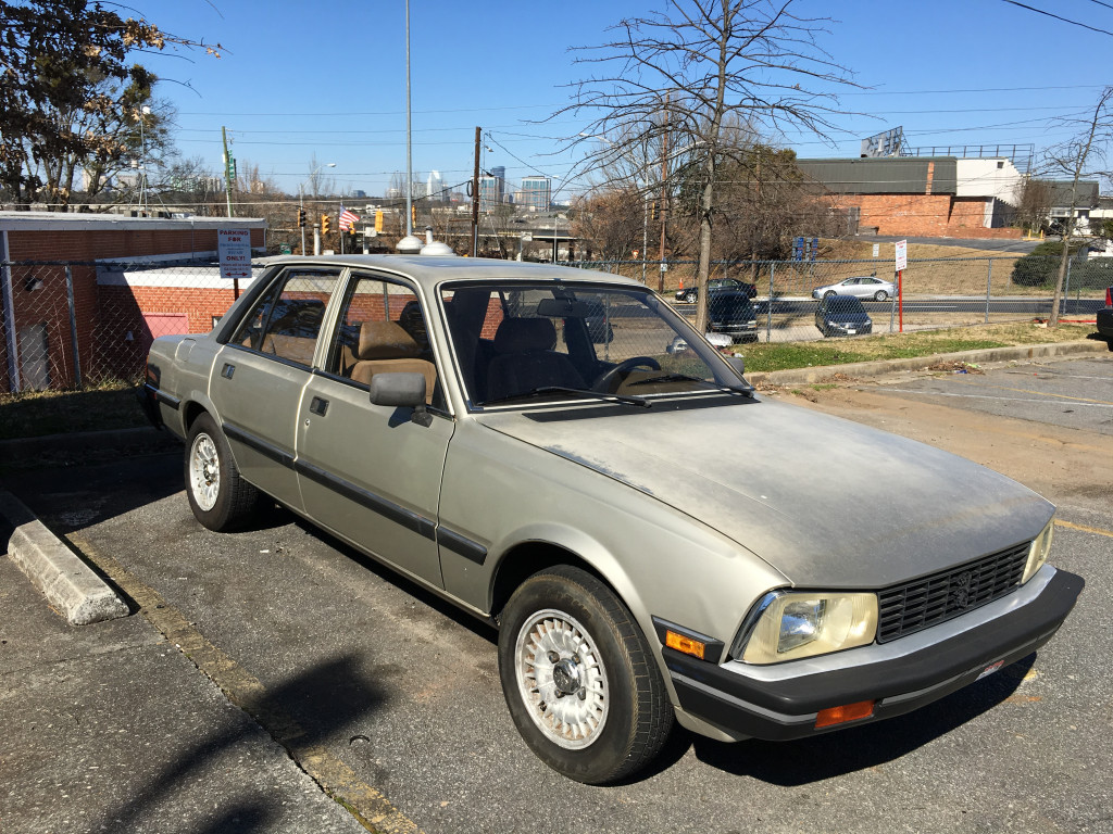 Peugeot 505 S Right